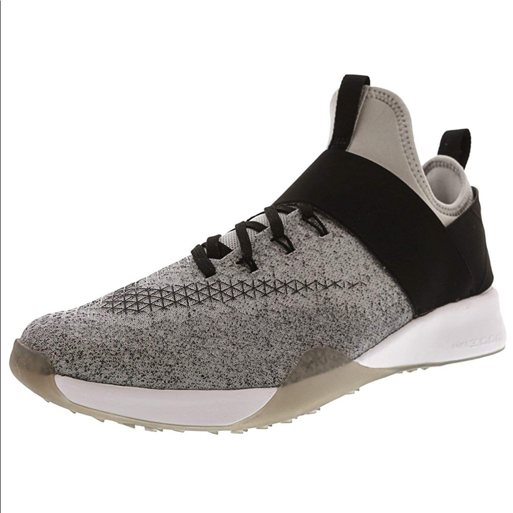 Nike Air Zoom Strong Size 8
